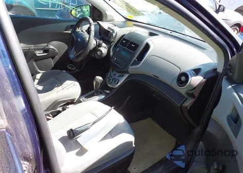 2016 Chevrolet Sonic Ls Auto z USA, uszkodzony, nr VIN 1G1JA5SG7G4120480